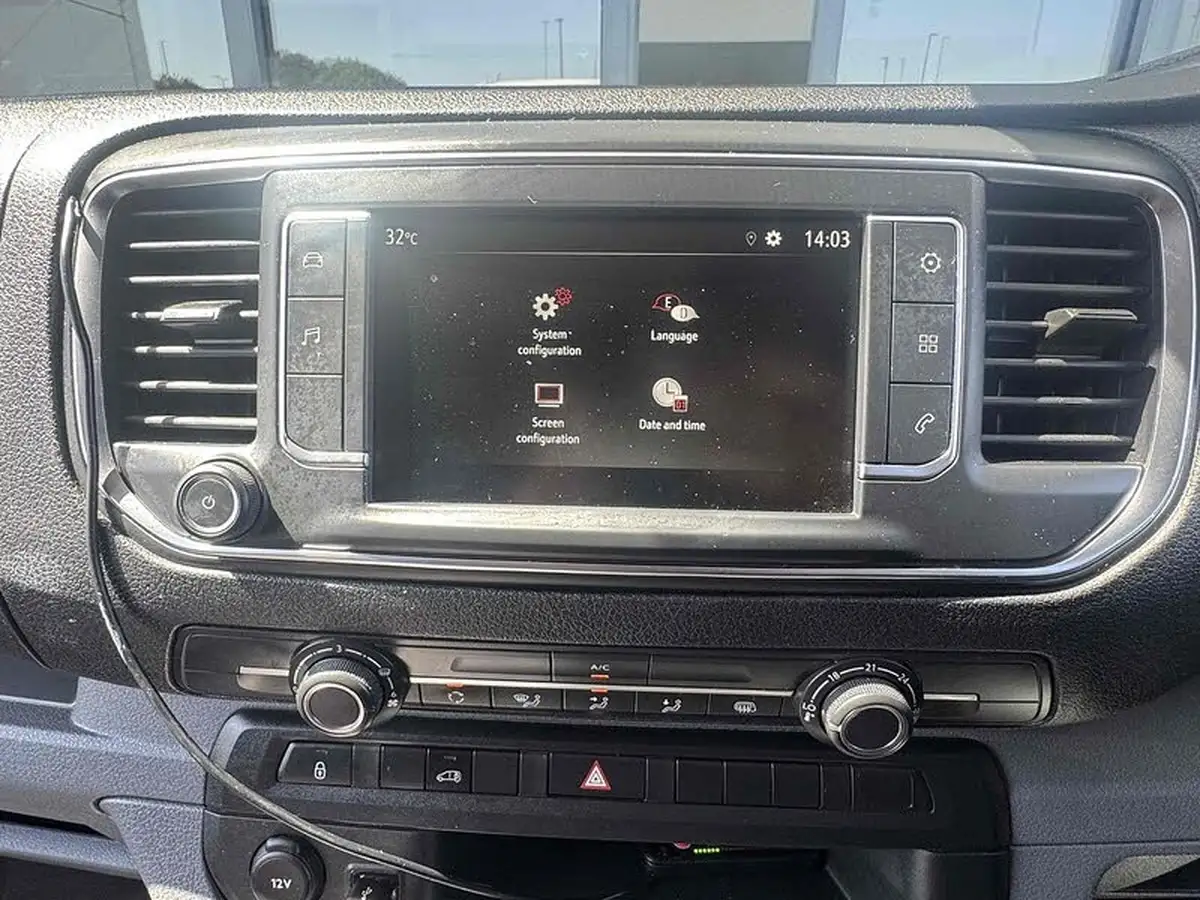 2022-vauxhall-vivaro-20td-3100-l1h1-dynamic-big-28
