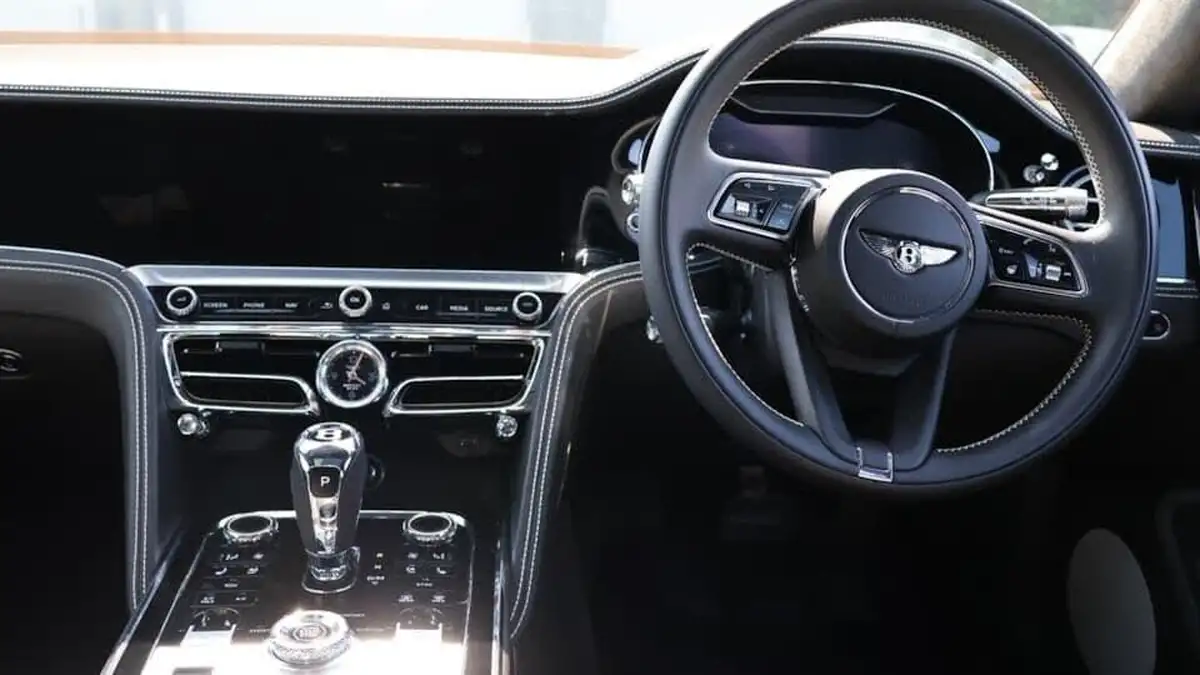 2022-bentley-flying-spur-40-v8-big-15