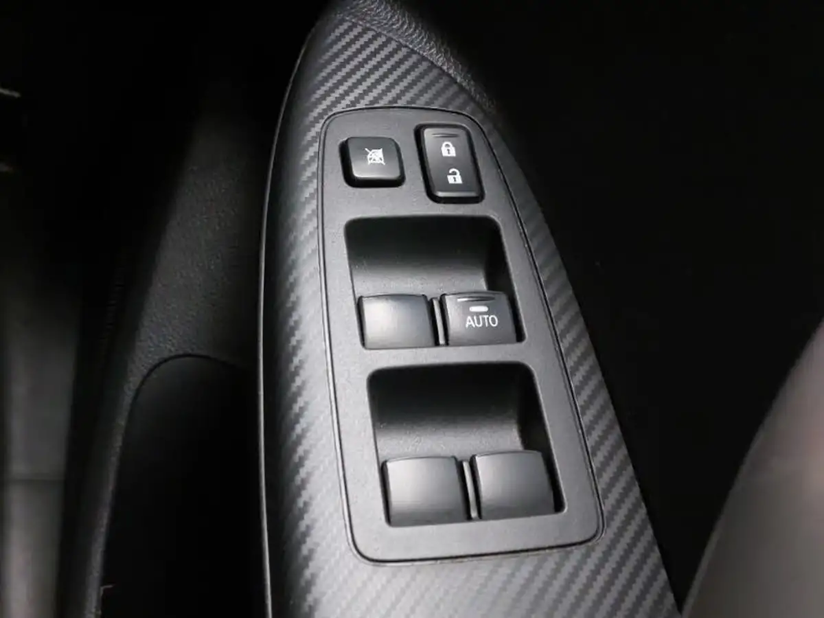 2019-mitsubishi-eclipse-cross-15-2-big-17