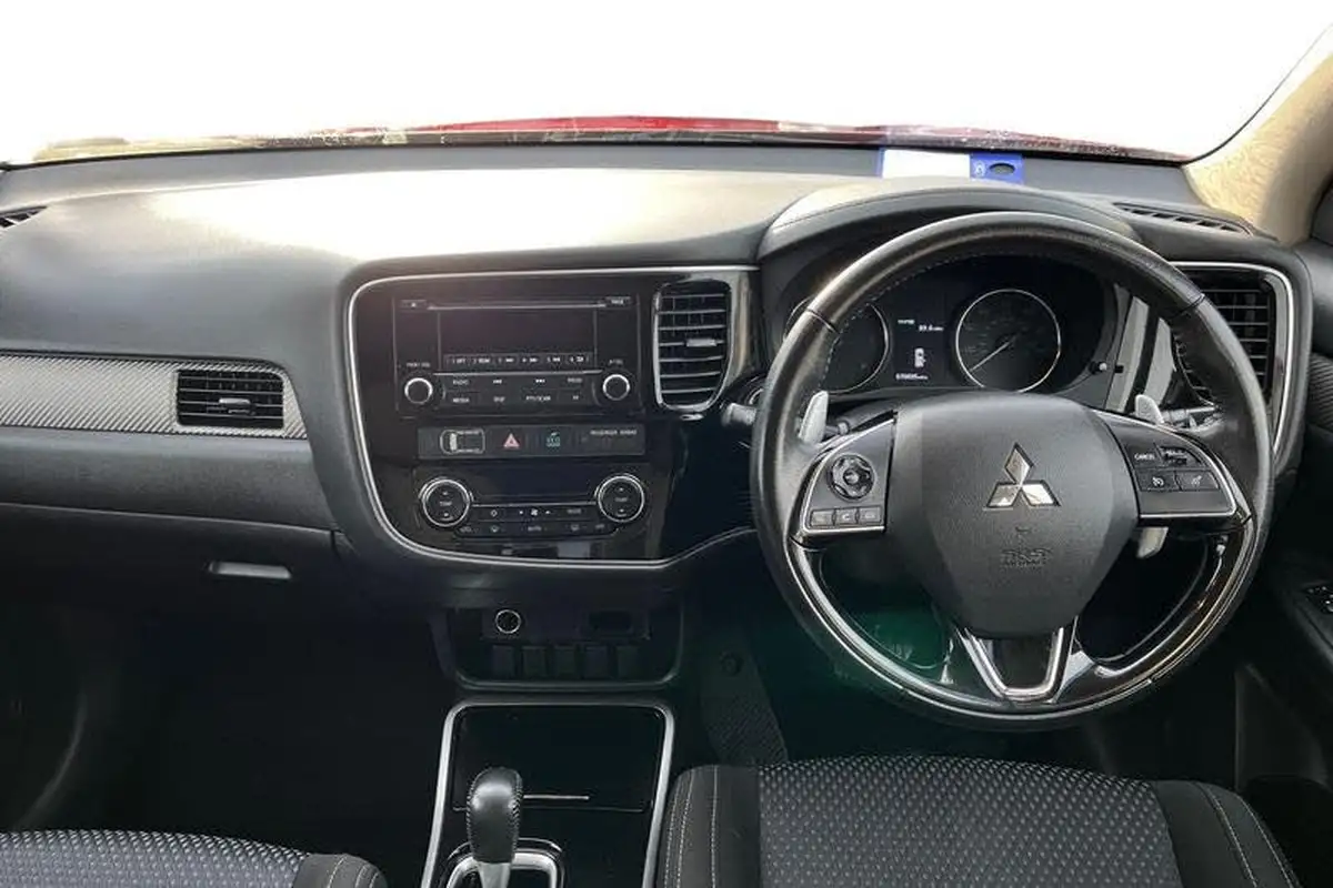 2018-mitsubishi-outlander-22di-d-3-auto-big-9