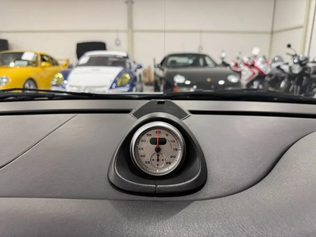 2010-porsche-911-38-turbo-s-cabriolet-big-31