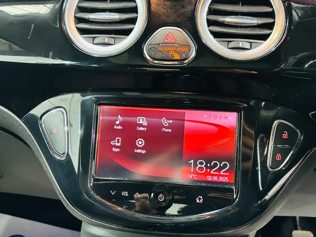 2014-vauxhall-adam-14-glam-style-pk-87ps-big-20