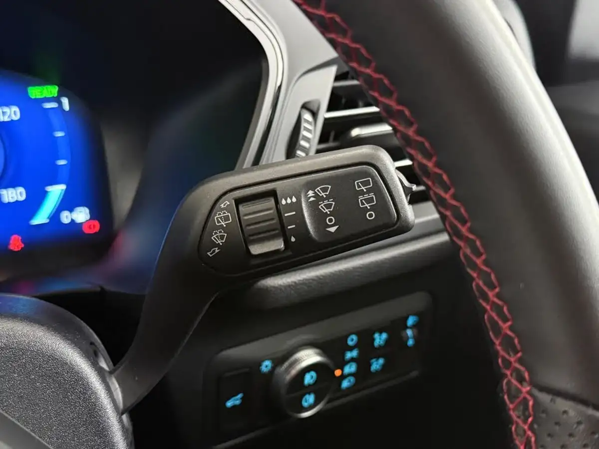 2023-ford-kuga-25t-st-line-edition-190ps-fhev-big-31