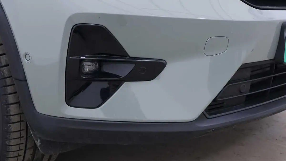 2022-volvo-c40-e-twin-recharge-pro-big-36