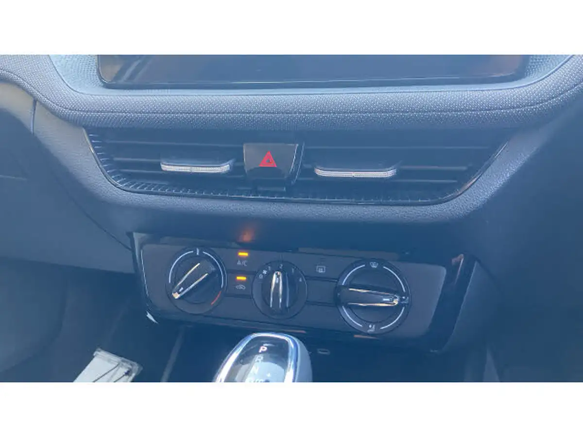 2024-skoda-fabia-15-tsi-colour-edition-big-22