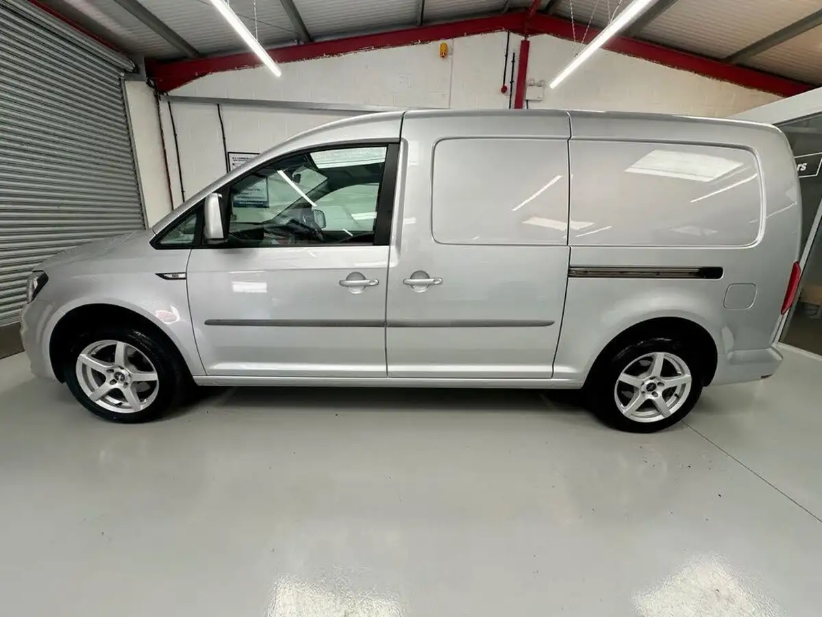 2019-volkswagen-caddy-maxi-20tdi-c20-maxi-highline-bmt-102pseu6-big-7