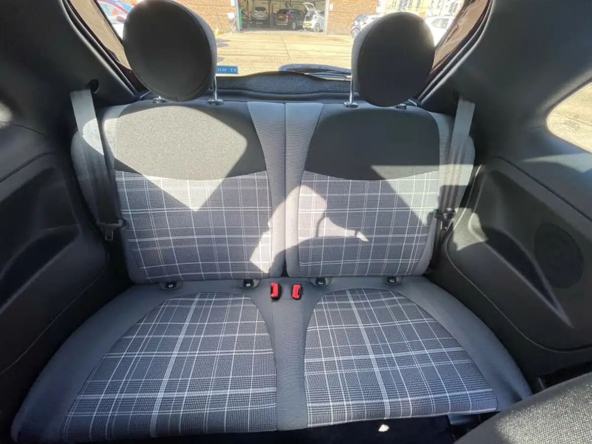 2020-fiat-500-10-lounge-big-44