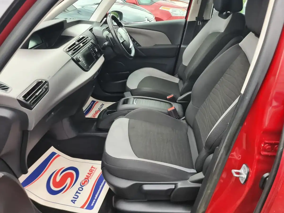 2014-citroen-grand-c4-picasso-16e-hdi-vtr-115ps-etg6-big-20