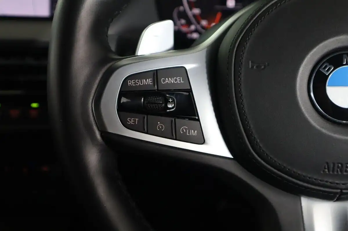 2020-bmw-1-series-20-m135i-xdrive-big-18