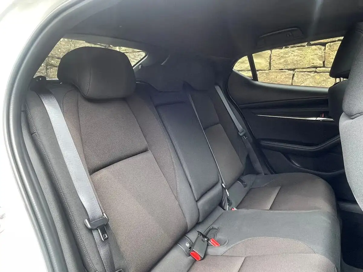 2025-mazda-mazda3-20-e-skyactiv-x-exclusive-line-hatchback-5d-big-9