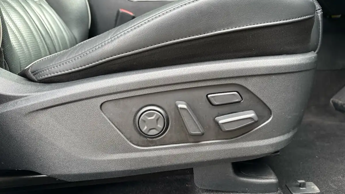 2022-kia-sorento-16-t-gdi-4-226bhp-hev-big-25