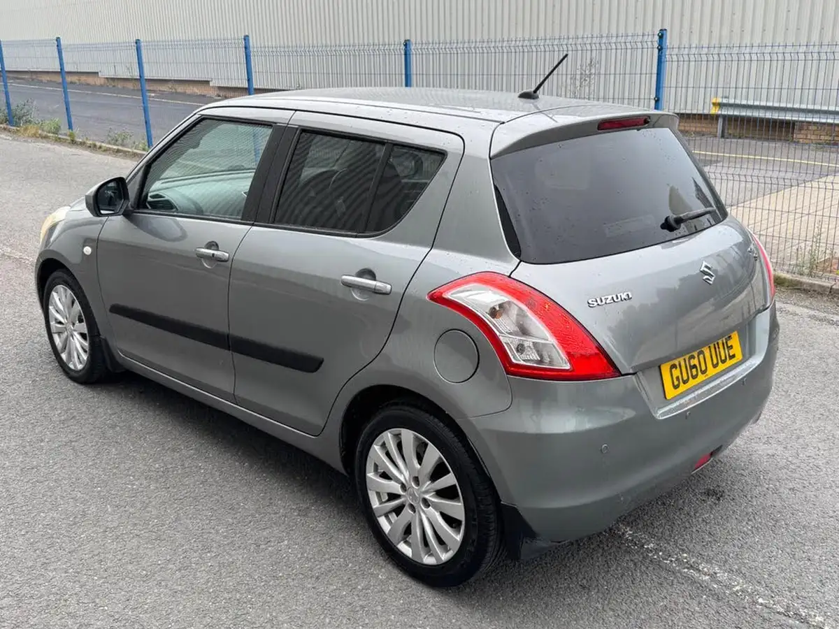 2010-suzuki-swift-12-sz4-5d-auto-big-8