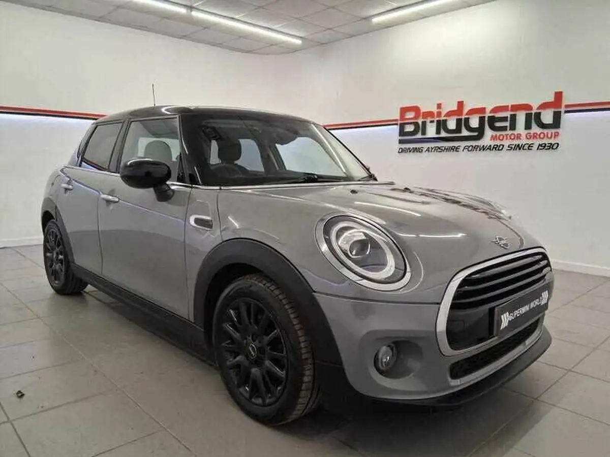 2019-mini-cooper-15-cooper-classic-hatchback-5d-big-0