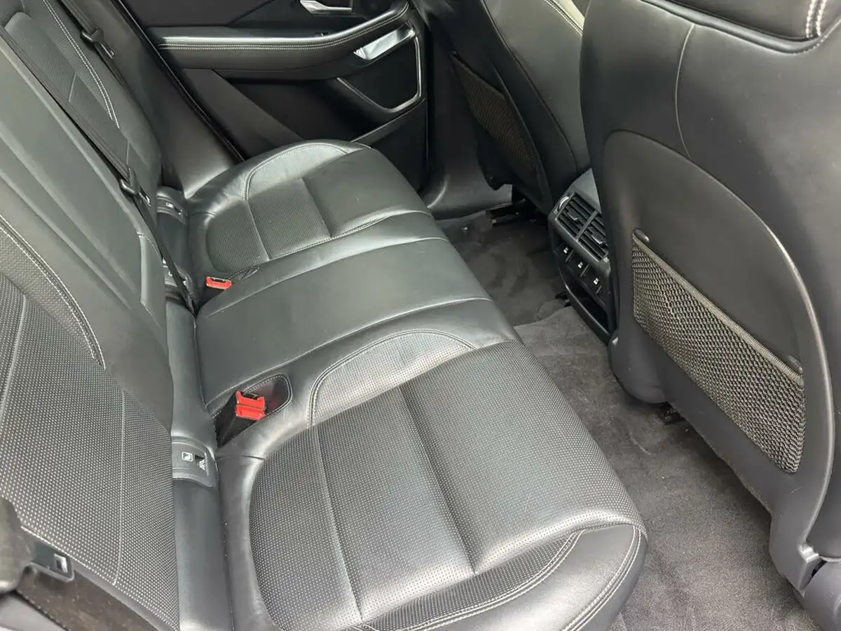 2018-jaguar-e-pace-20-i4d-r-dynamic-hse-180ps-ss-big-39