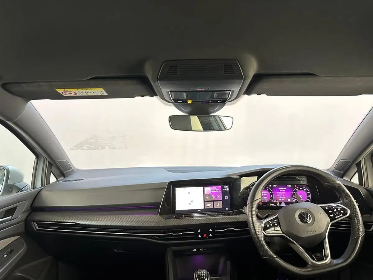 2022-volkswagen-golf-15-tsi-r-line-150ps-hatchback-big-9