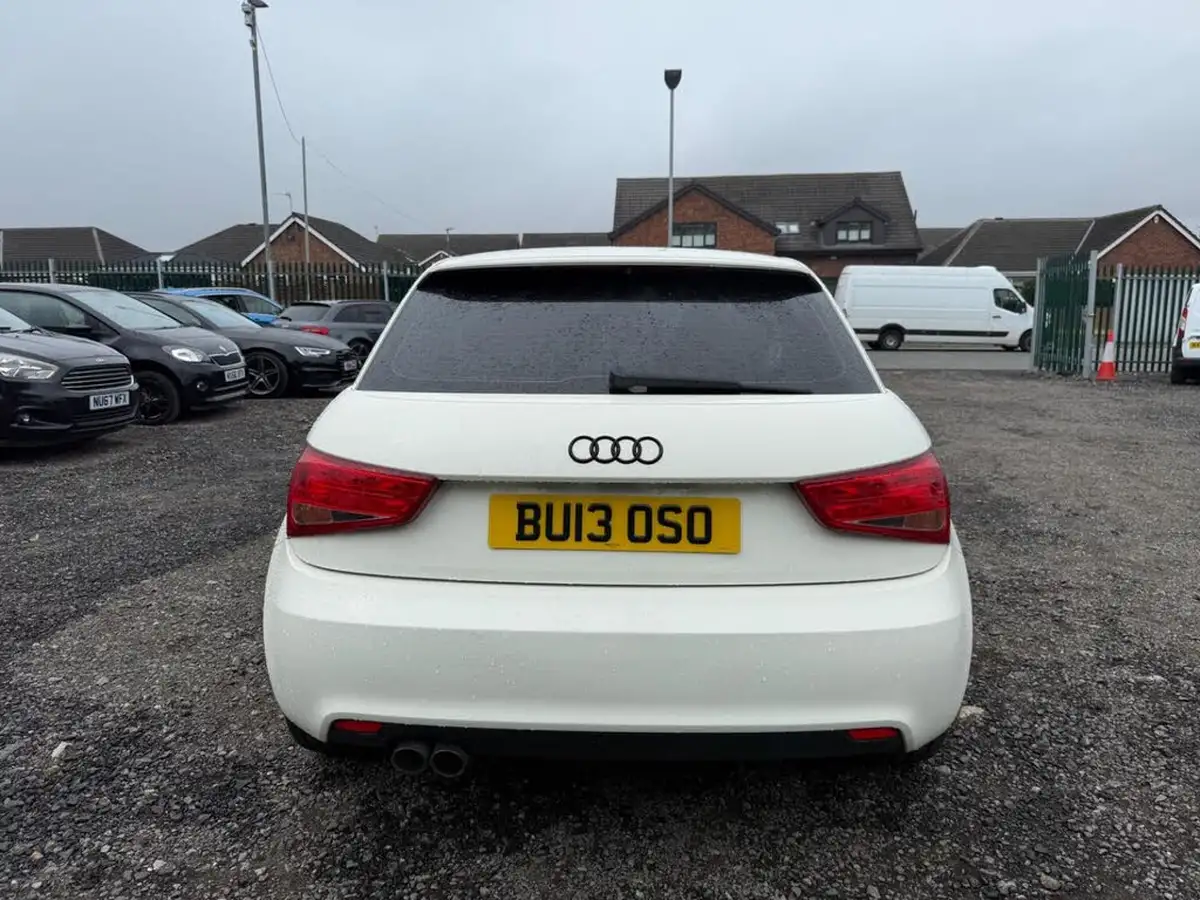 2013-audi-a1-14-sport-tfsi-122ps-hatchback-3d-1390cc-big-8
