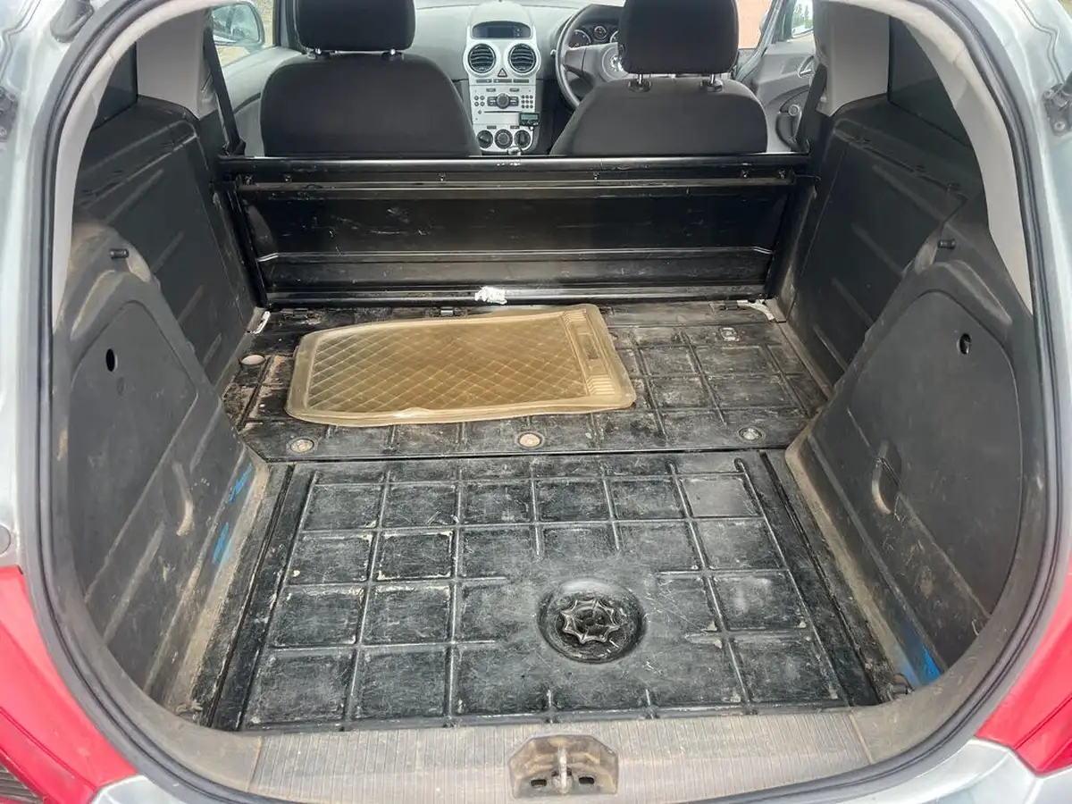 2014-vauxhall-corsavan-13td-75pseu5-panel-big-10
