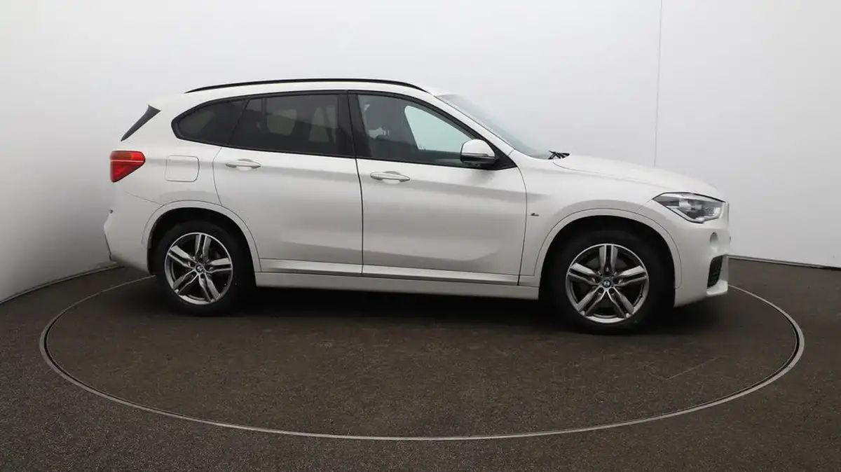 2019-bmw-x1-20-sdrive20i-m-sport-big-48