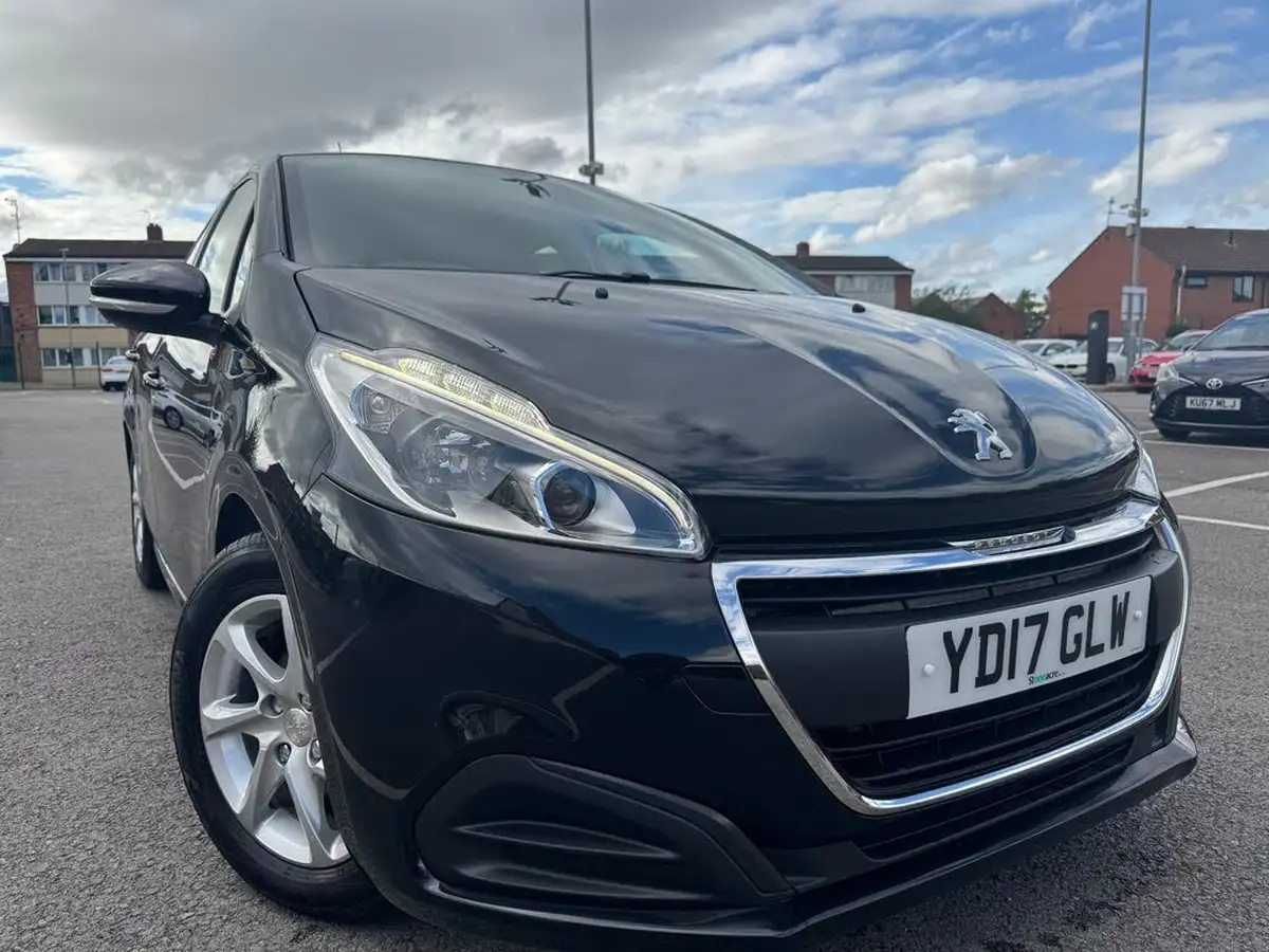 2017-peugeot-208-12-puretech-active-82bhp-5d-big-0