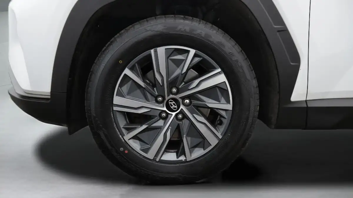 2021-hyundai-tucson-16-t-gdi-se-connect-150ps-big-18