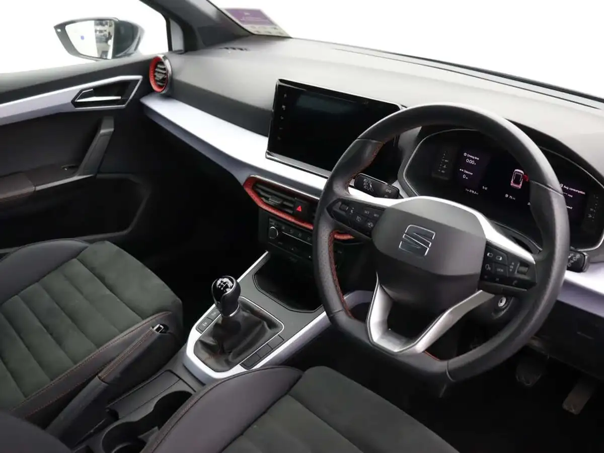 2023-seat-arona-10-tsi-fr-sport-big-16