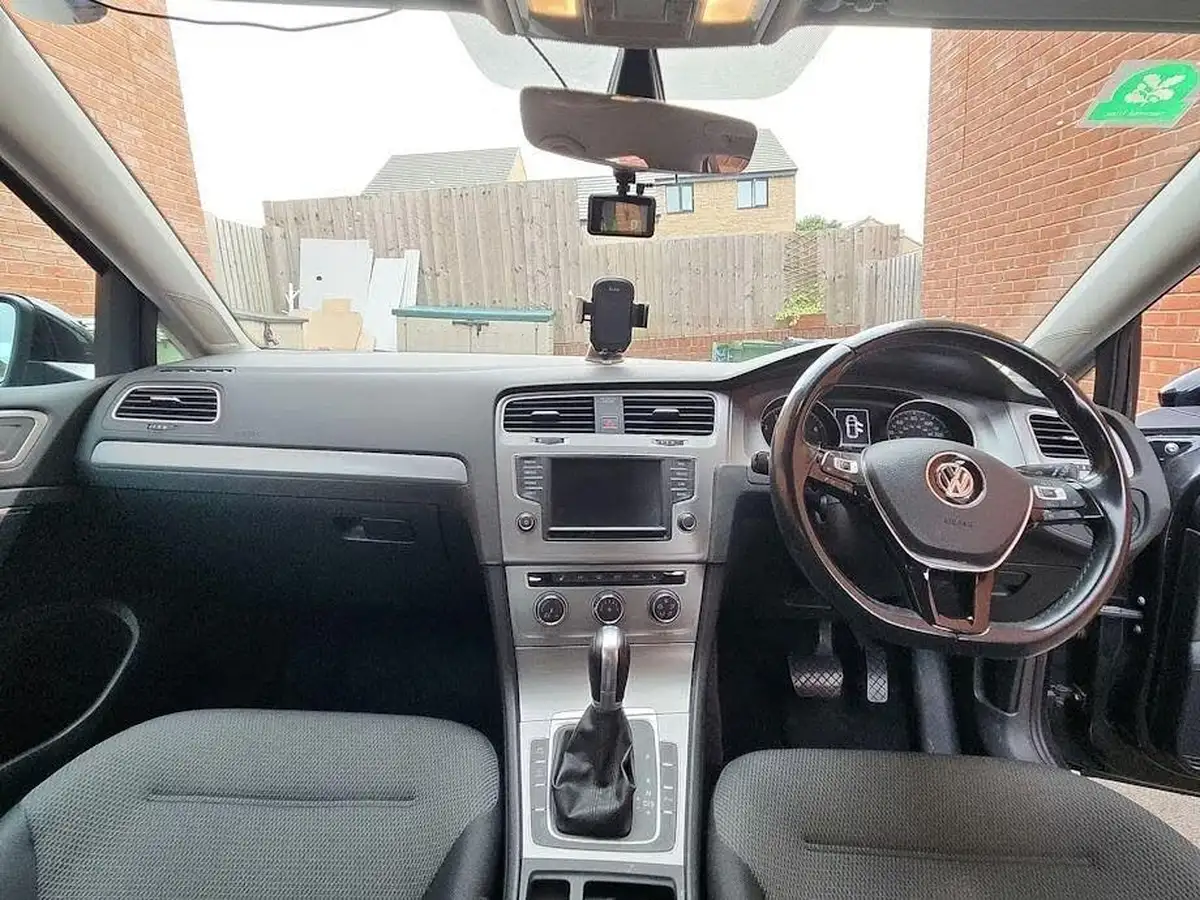 2016-volkswagen-golf-14-tsi-match-edition-hatchback-5d-dsg-big-4
