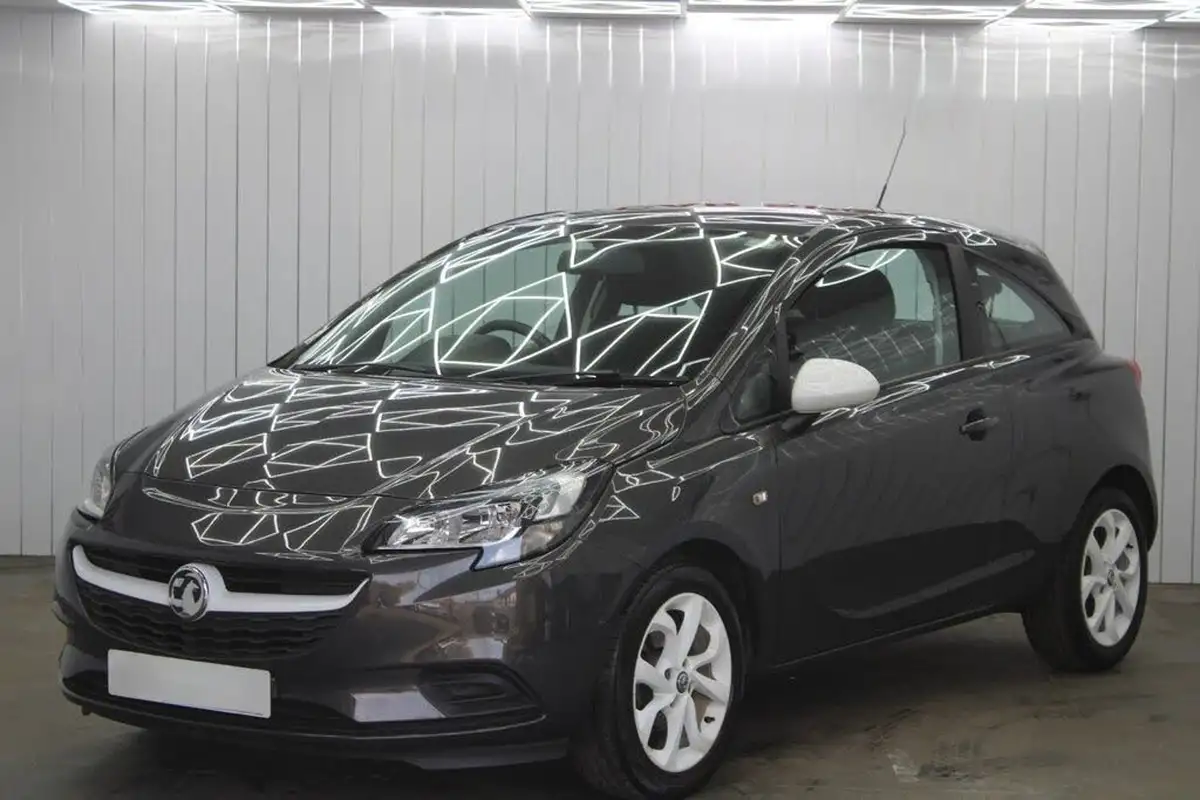 2015-vauxhall-corsa-14-sting-3d-big-0