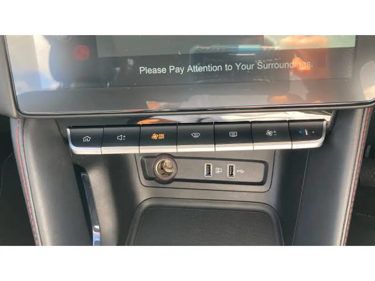 2021-mg-zs-suv-15-vti-tech-exclusive-big-29