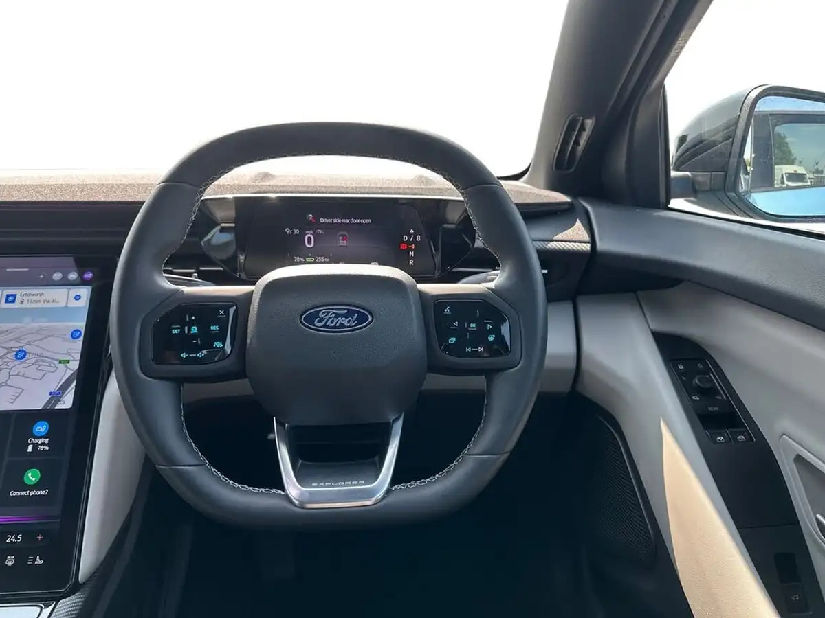 2024-ford-explorer-e-premium-286ps-77kwh-big-16