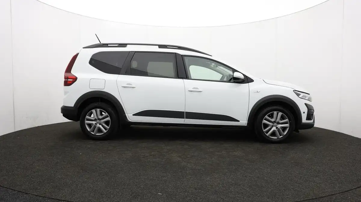 2023-dacia-jogger-10-tce-expression-big-27