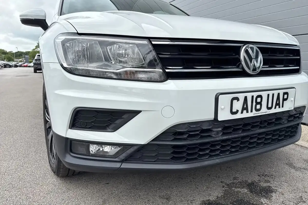 2018-volkswagen-tiguan-20tdi-se-navigation-150ps-4motion-ss-dsg-big-16