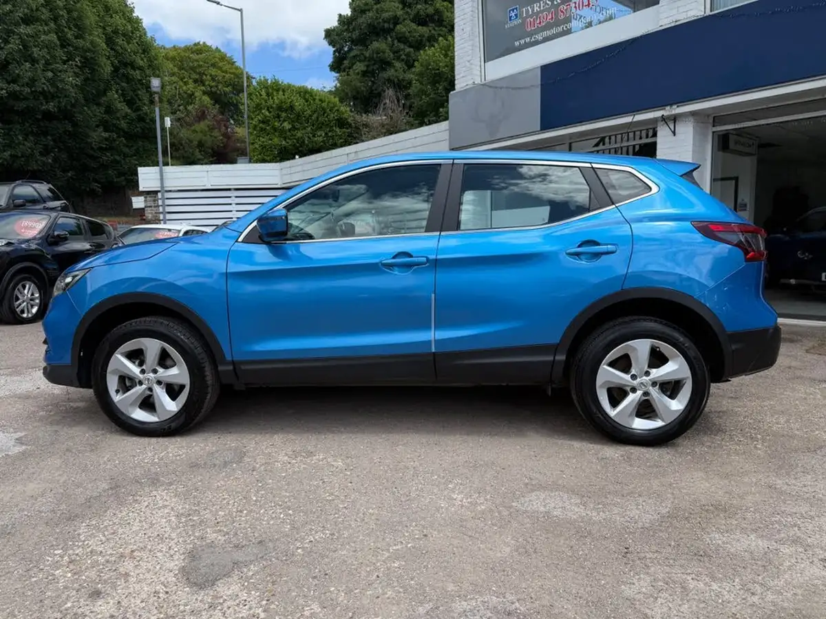 2018-nissan-qashqai-12-dig-t-acenta-big-1