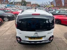 2016-citroen-c3-picasso-16bluehdi-edition-small-44