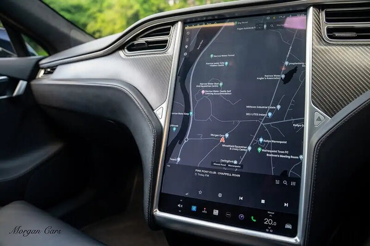2017-tesla-model-s-e-90d-311kw-big-47