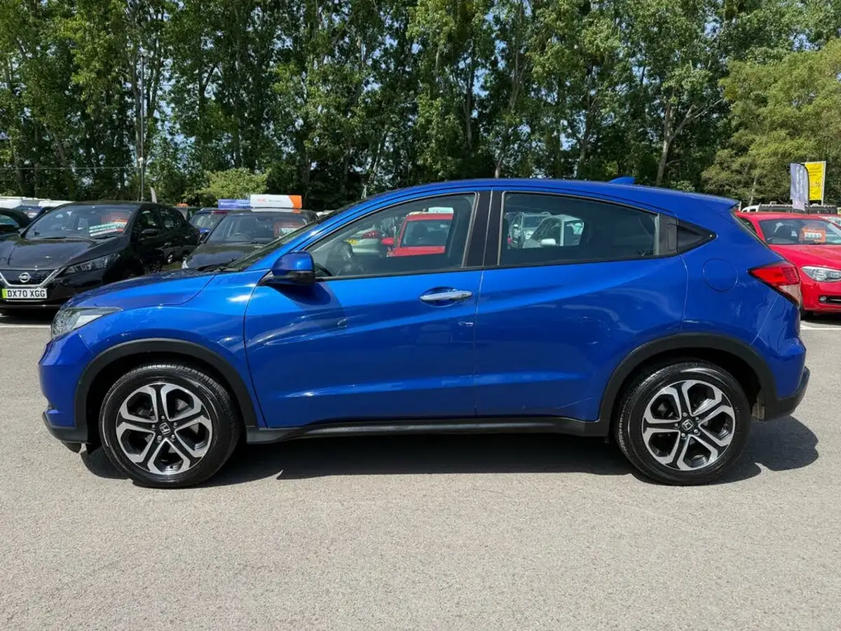 2017-honda-hr-v-16-i-dtec-se-big-8