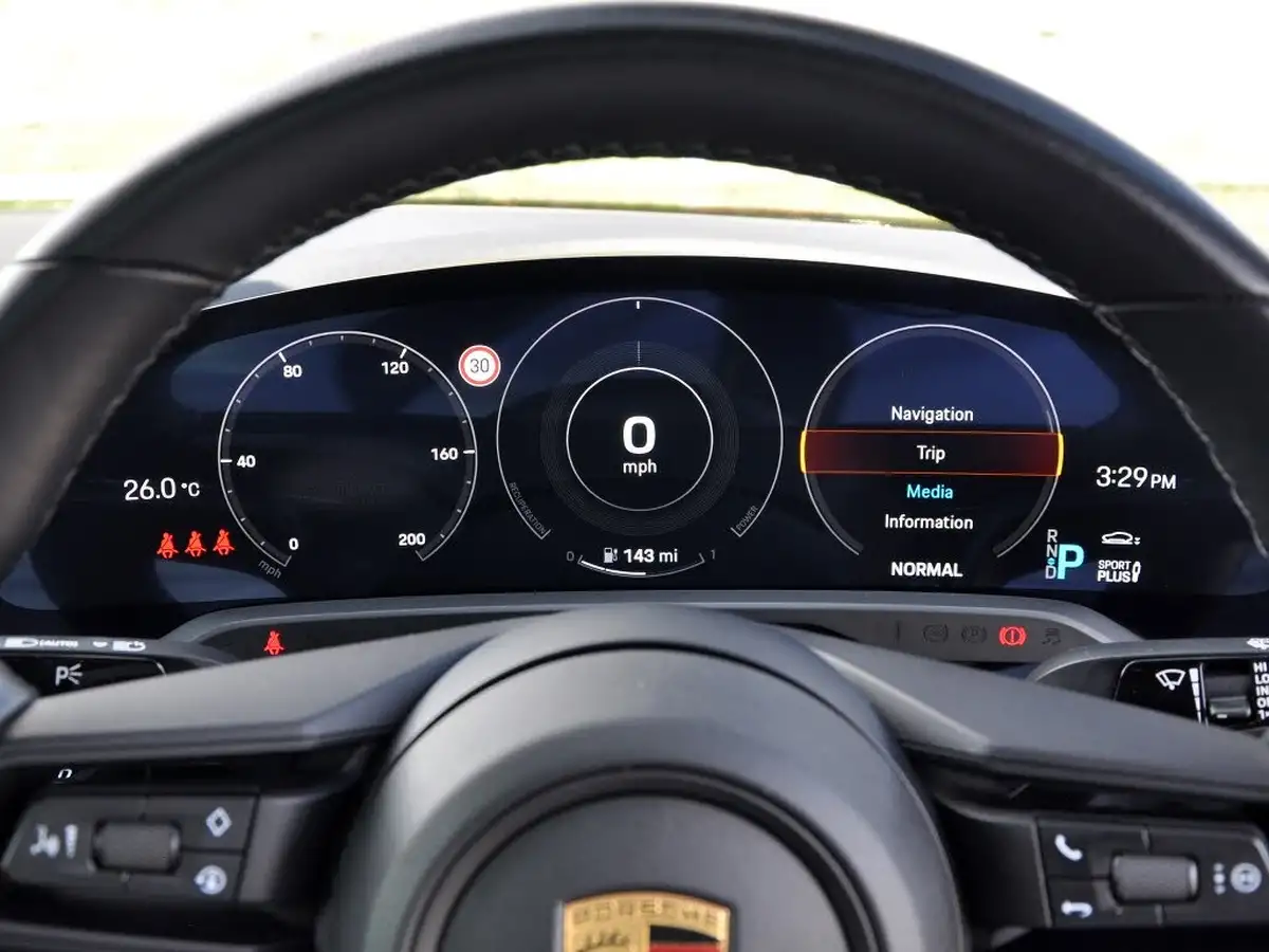 2021-porsche-taycan-e-4s-571ps-performance-battery-plus-big-63