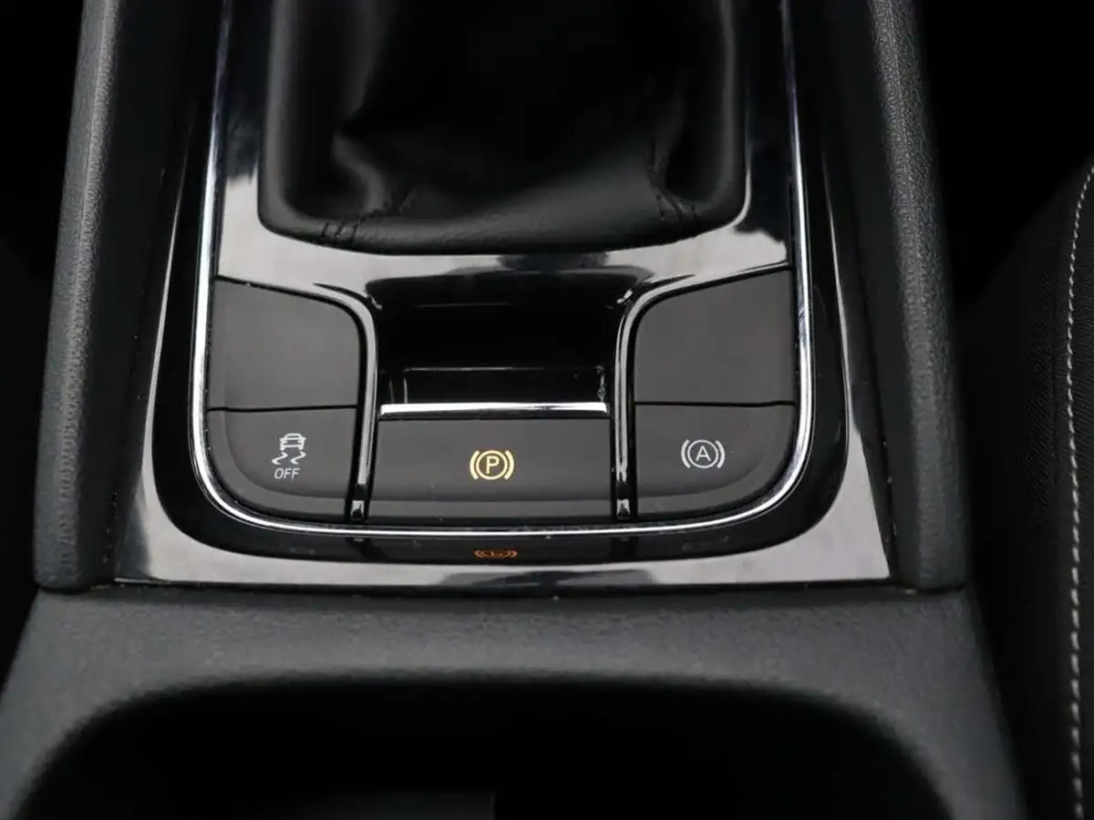 2022-skoda-karoq-10-tsi-se-big-31