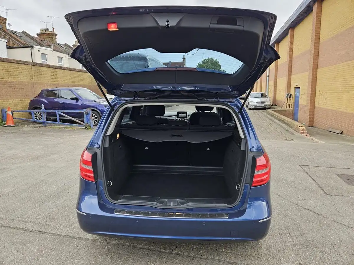 2012-mercedes-benz-b-class-16-b180-se-blue-f-ss-big-37