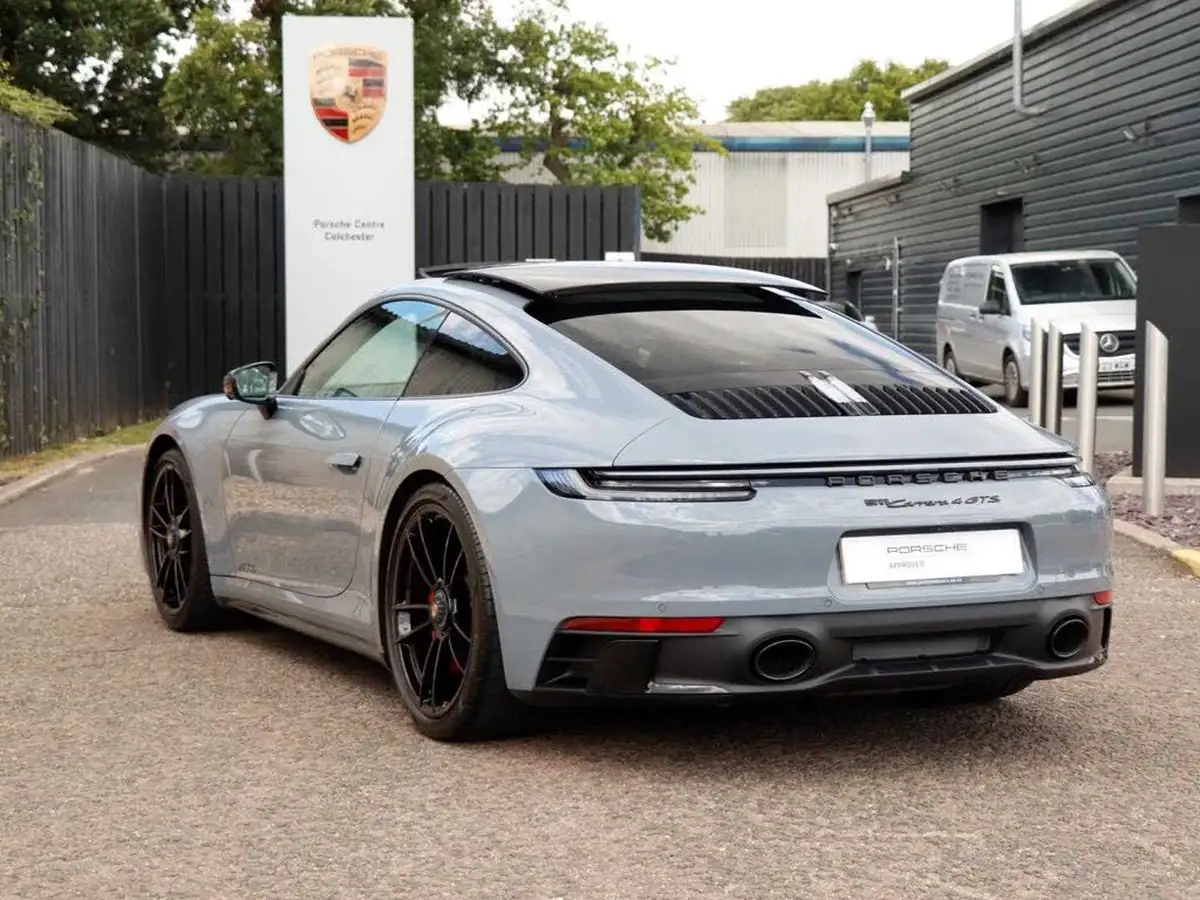 2024-porsche-911-30-carrera-4-gts-480ps-coupe-2981cc-pdk-big-39