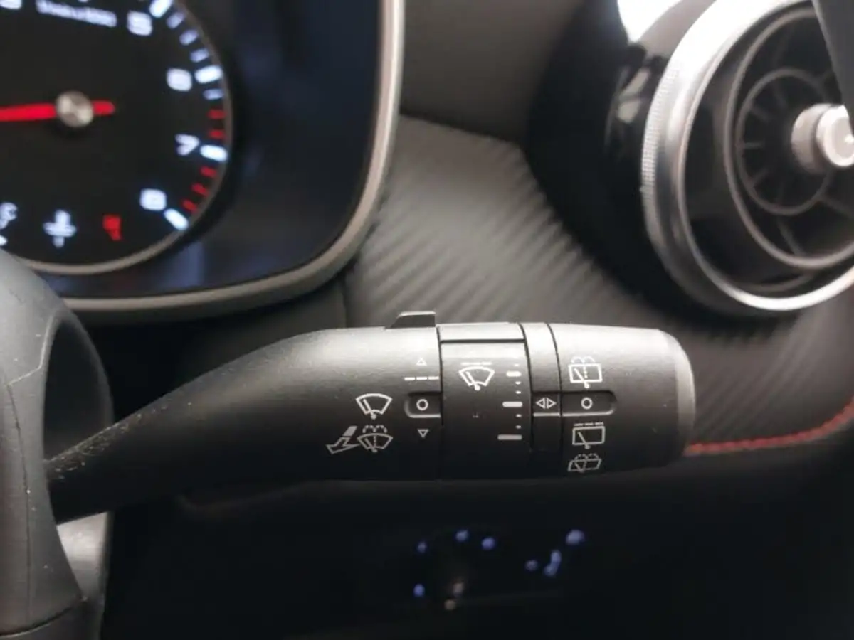 2021-mg-zs-suv-15-vti-tech-excite-big-18
