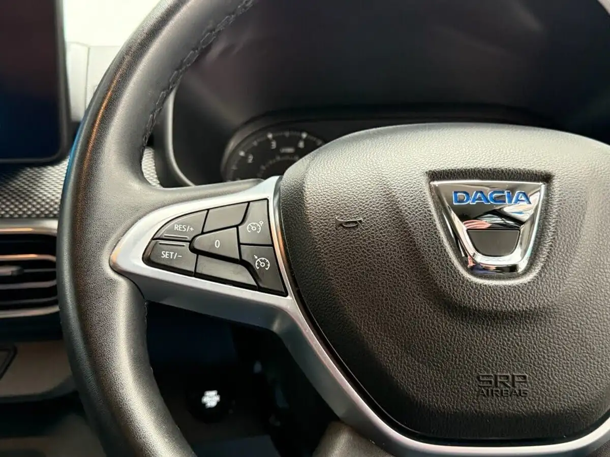 2022-dacia-jogger-10-tce-comfort-big-13