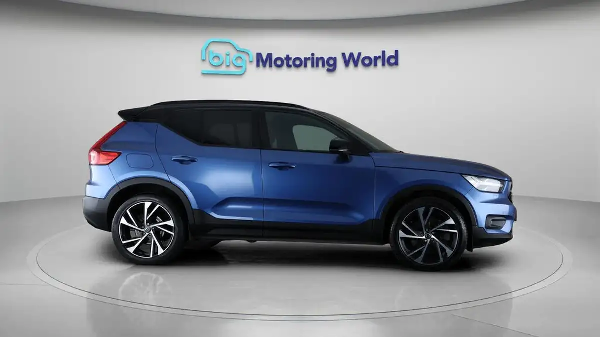 2021-volvo-xc40-15-t5-r-design-pro-262bhp-big-8