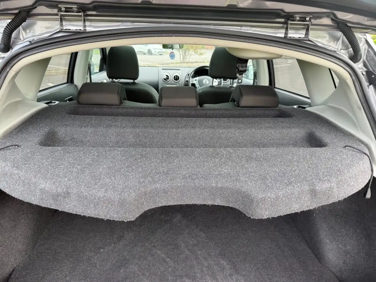 2012-nissan-qashqai-16-n-tec-big-13