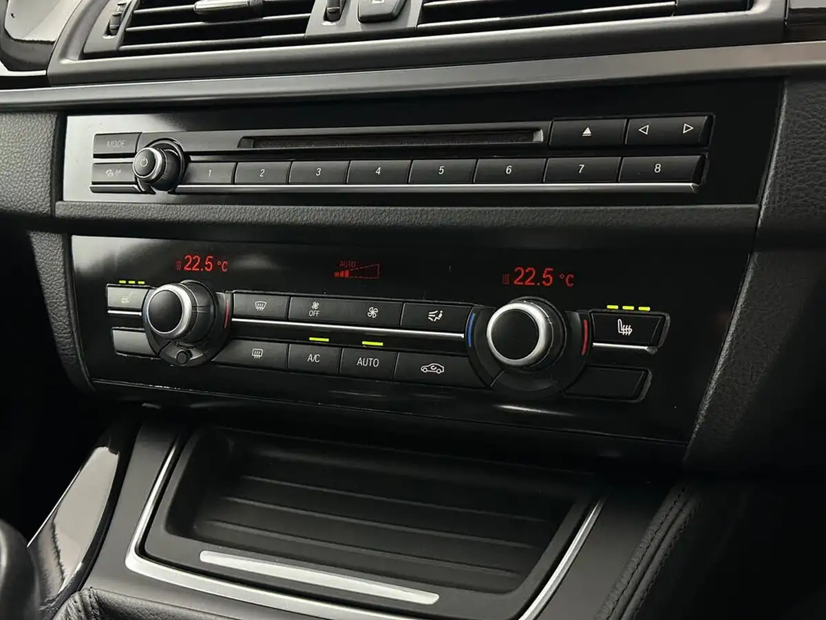 2014-bmw-5-series-20td-520d-se-touring-big-19