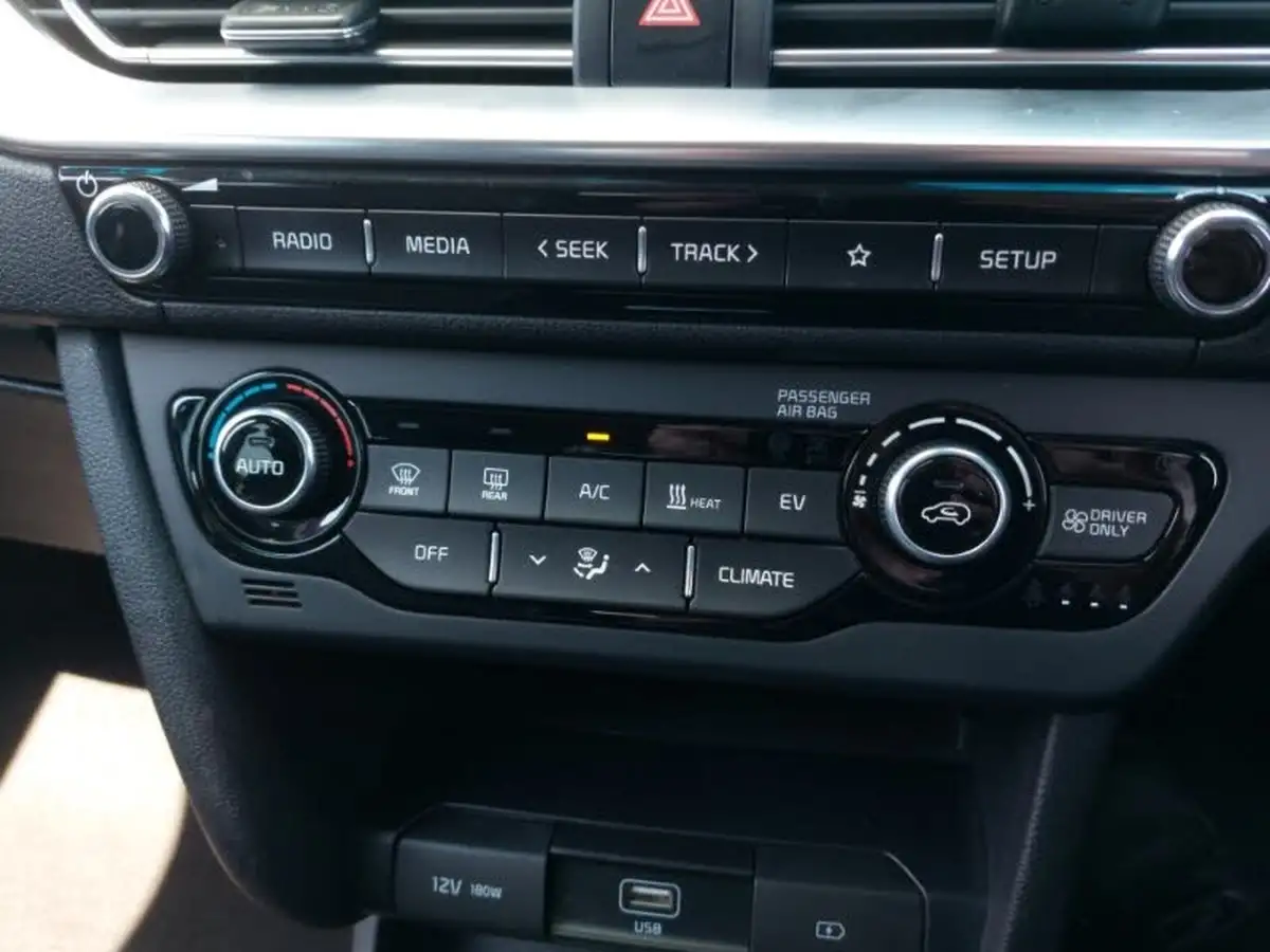 2022-kia-e-niro-ev-2-134bhp-39-big-16