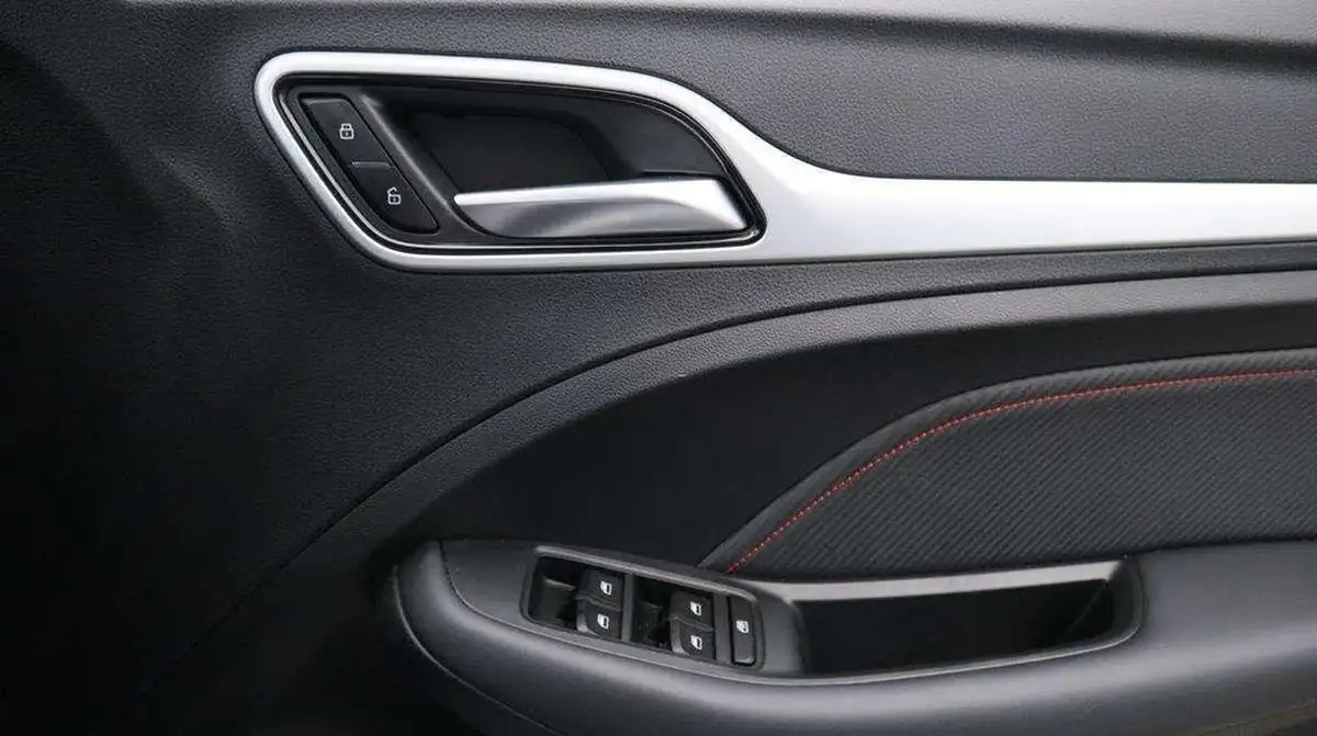 2024-mg-zs-suv-10t-gdi-exclusive-auto-big-9