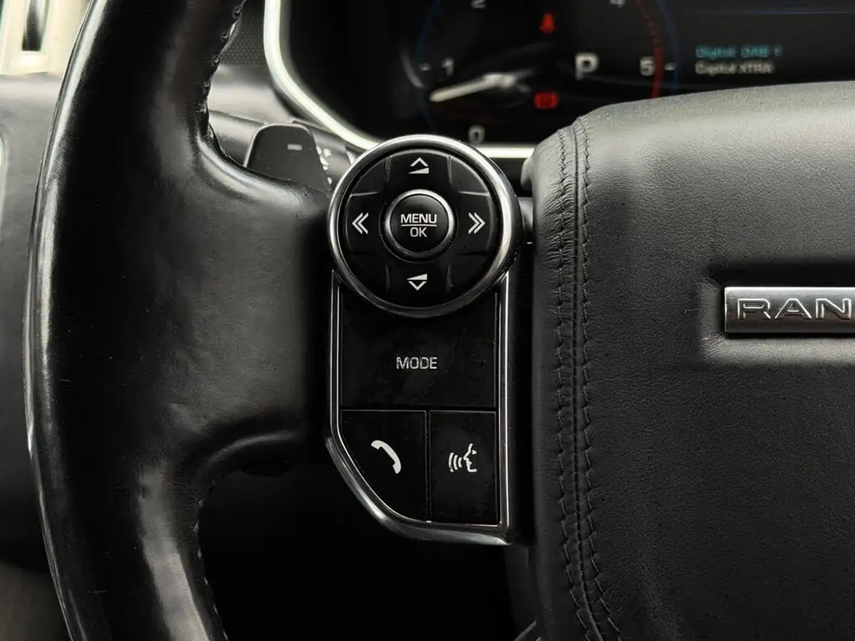 2013-land-rover-range-rover-44-sdv8-autobiography-big-28
