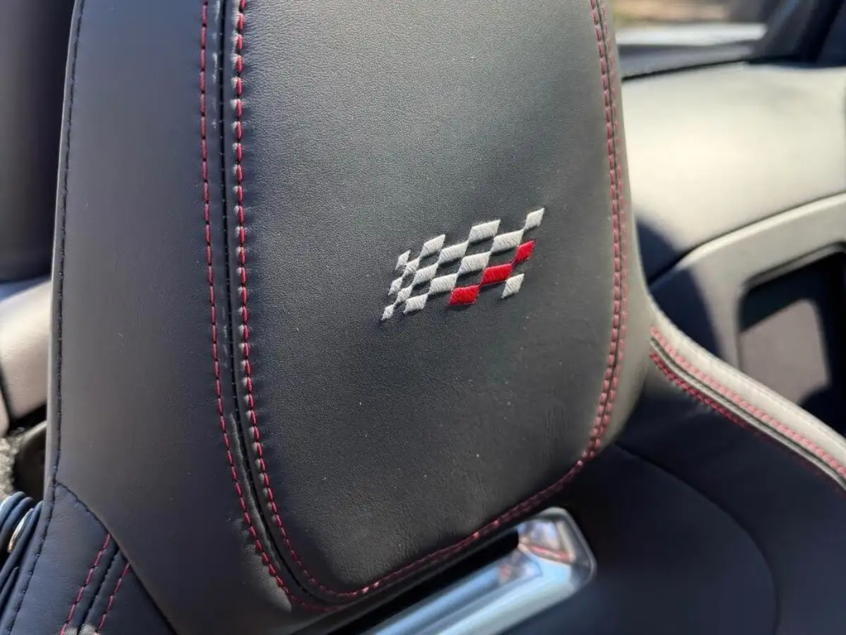 2020-jaguar-f-type-20-i4-chequered-flag-convertible-big-33