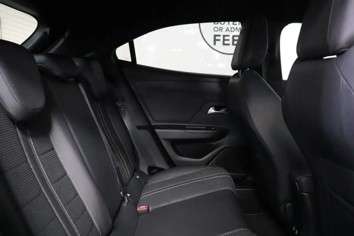 2021-vauxhall-mokka-e-launch-edition-big-30