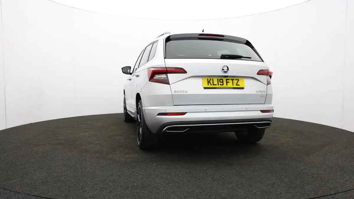 2019-skoda-karoq-20-tsi-sportline-big-35